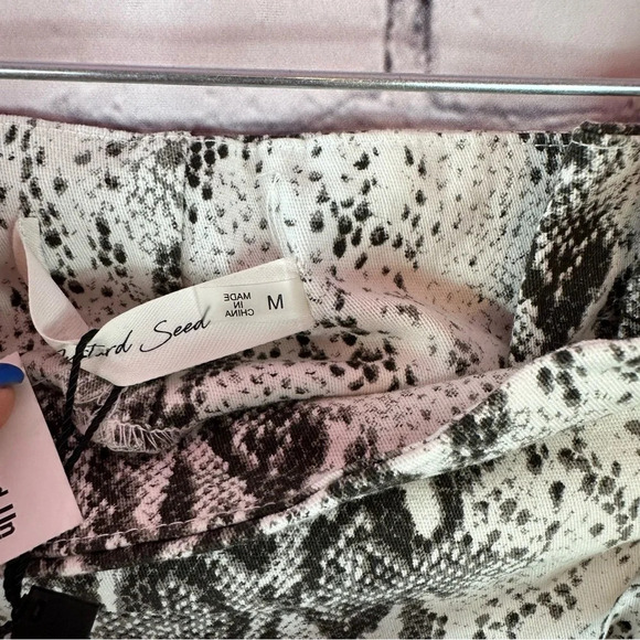 NWT mustard seed snakeskin print high waist skirt with pockets sz medium - Picture 2 of 10